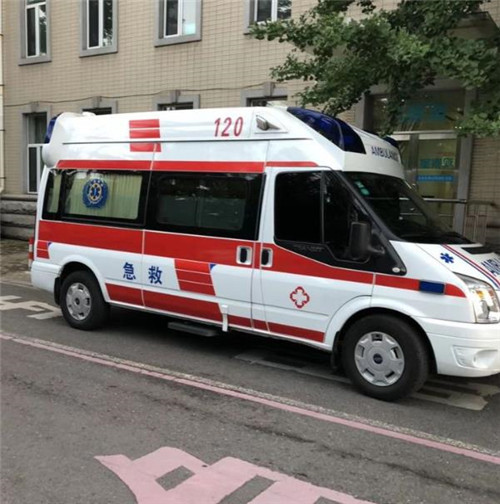 雨湖选择我们的救护车出租,开启安心转院之旅